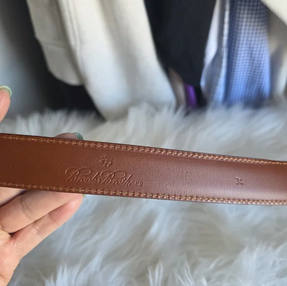 Brooks Brothers Classic Brown Leather Belt - Picture 2 of 8